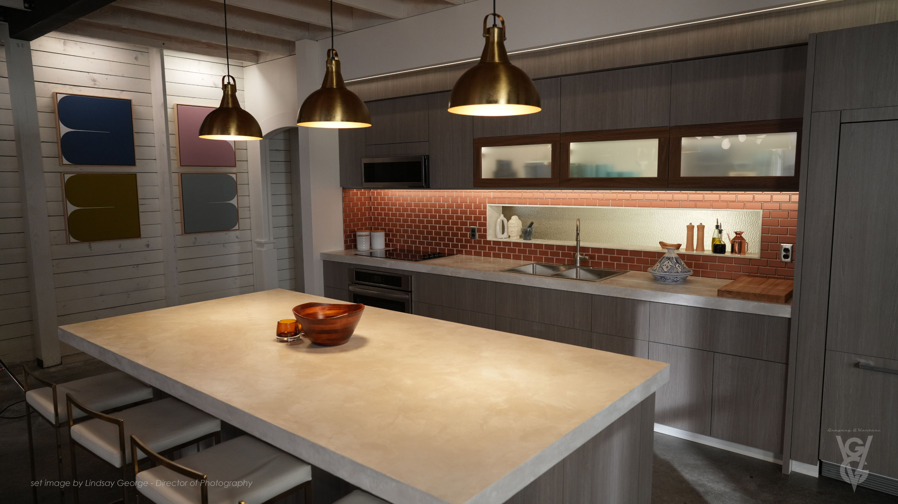 06 Max's Loft Stage Set Image By Dop Lindsay George