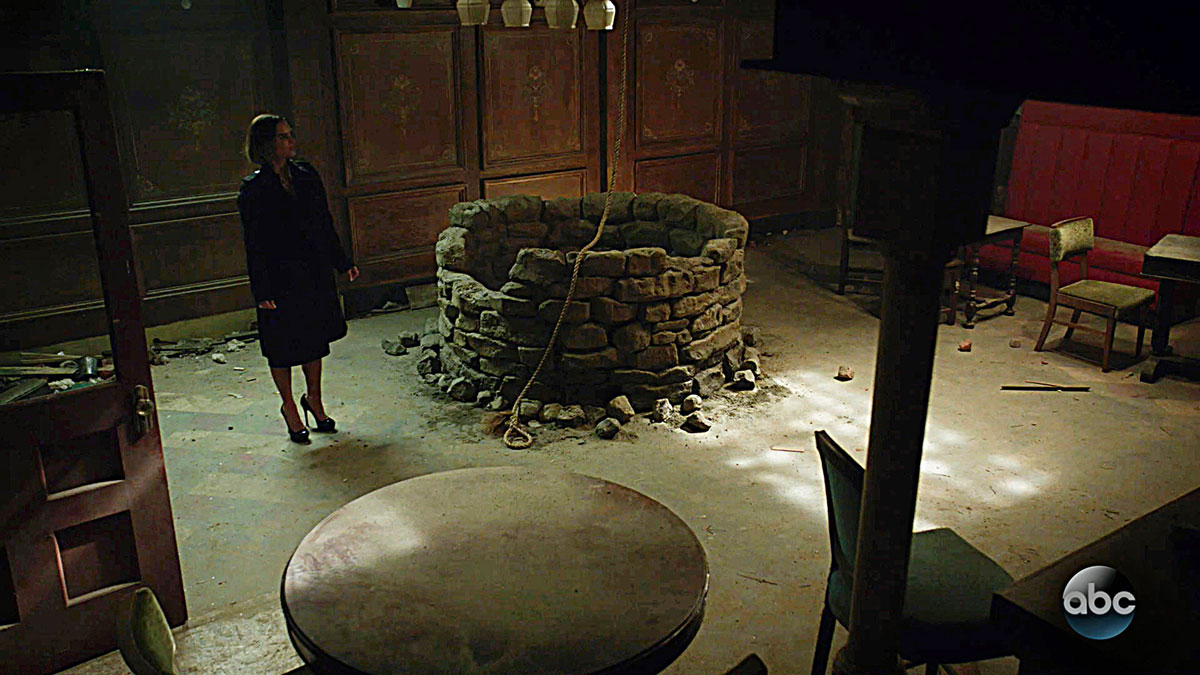 ONCE UPON A TIME: S7 - SEATTLE UNDERGROUND ABANDONED SPACE - SCREEN STILL