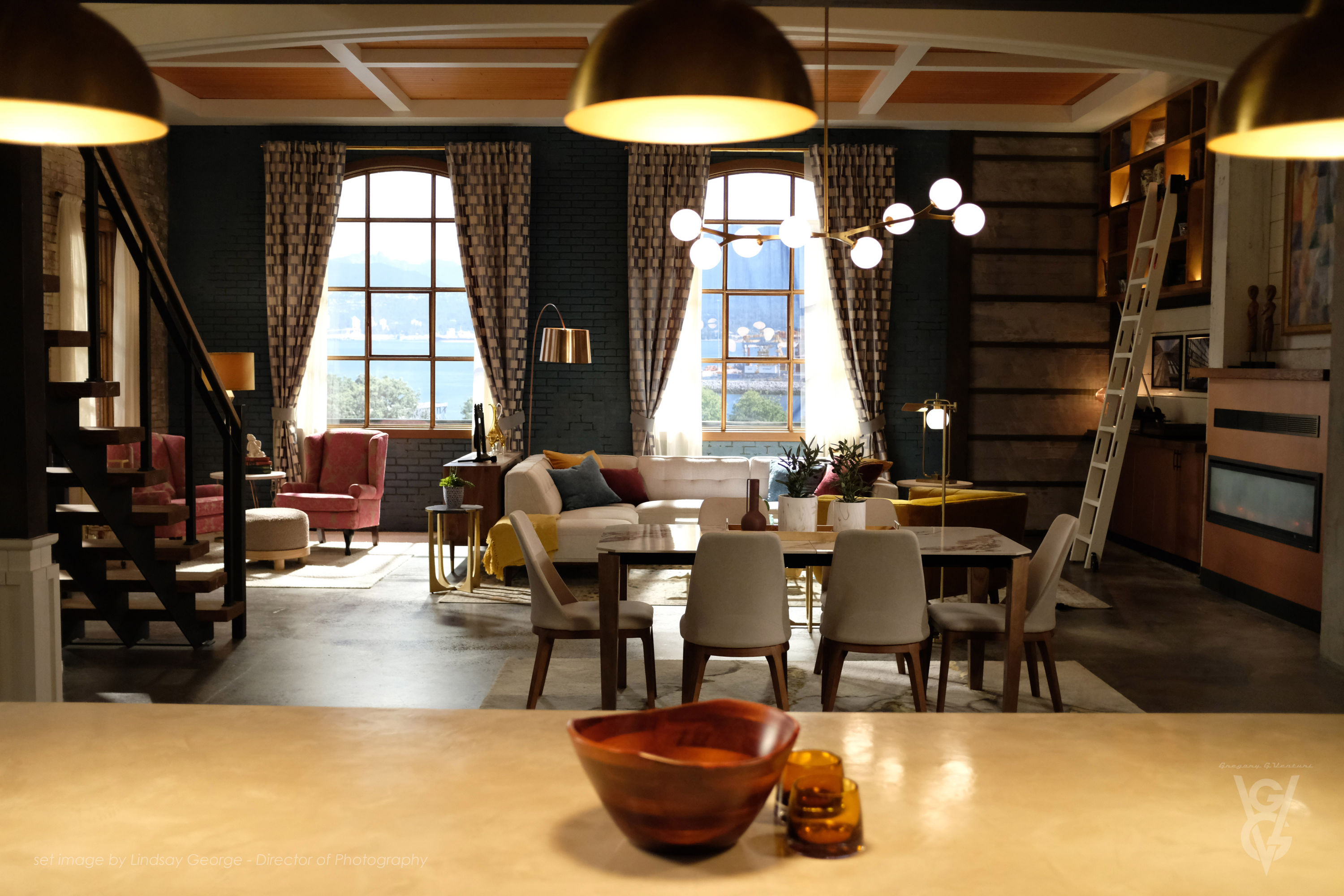 21 Max's Loft Stage Set Image By Dop Lindsay George