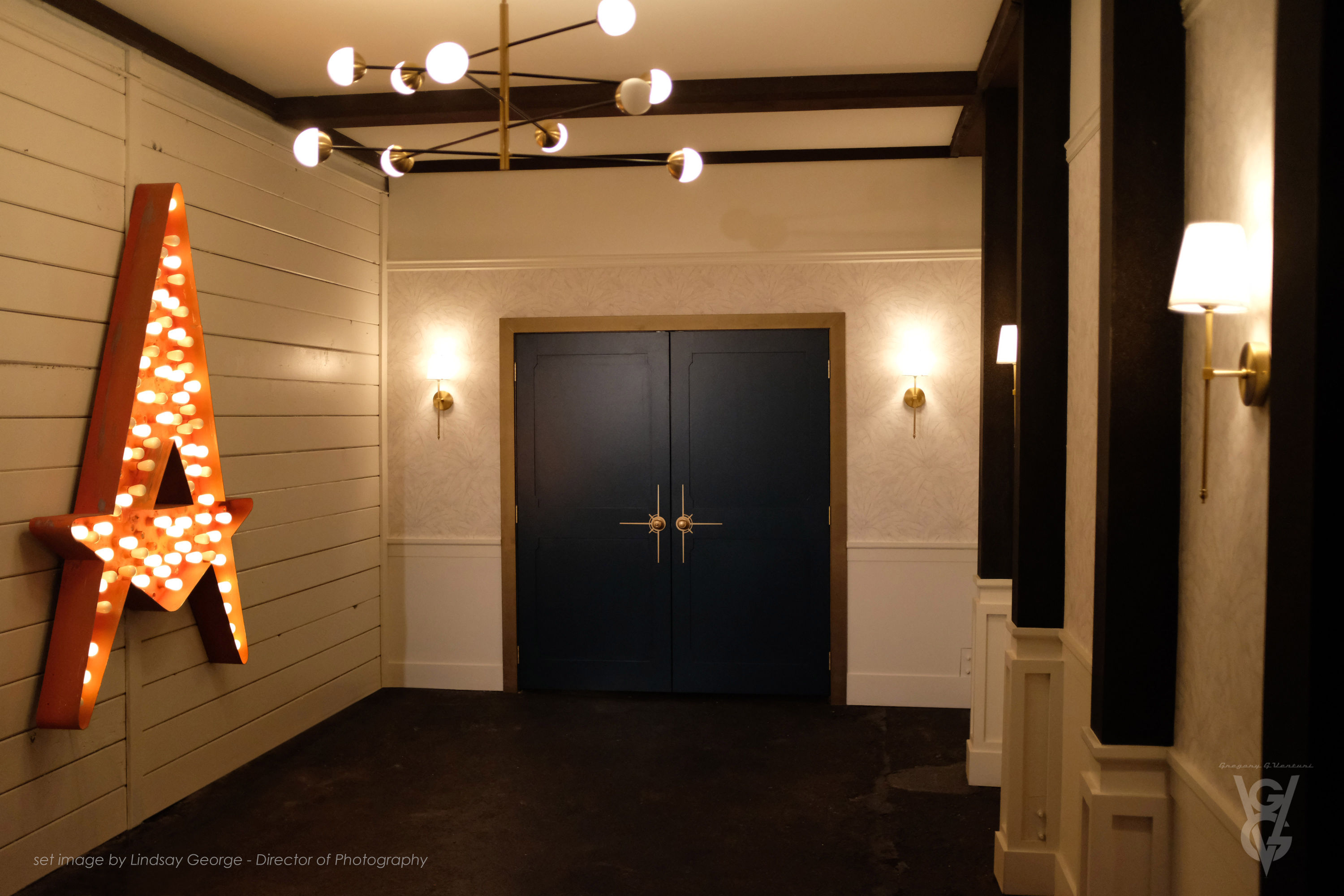 23 Max's Loft Stage Set Image By Dop Lindsay George